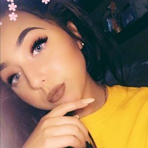 Meet your Posher, Abby